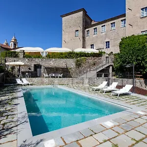 Castello Di Pontebosio Luxury Hotel